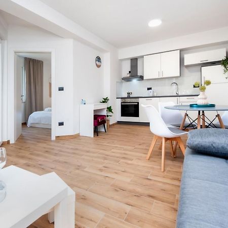 Apartments Sunrise & Sunset Rovinj Exterior foto